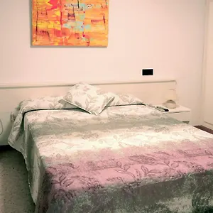 hostal-lara.topcostabravahotels.com/